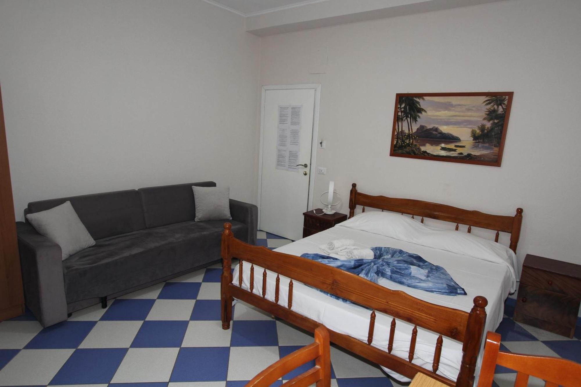 Kompleksi Eli Guest House Durres Exterior photo